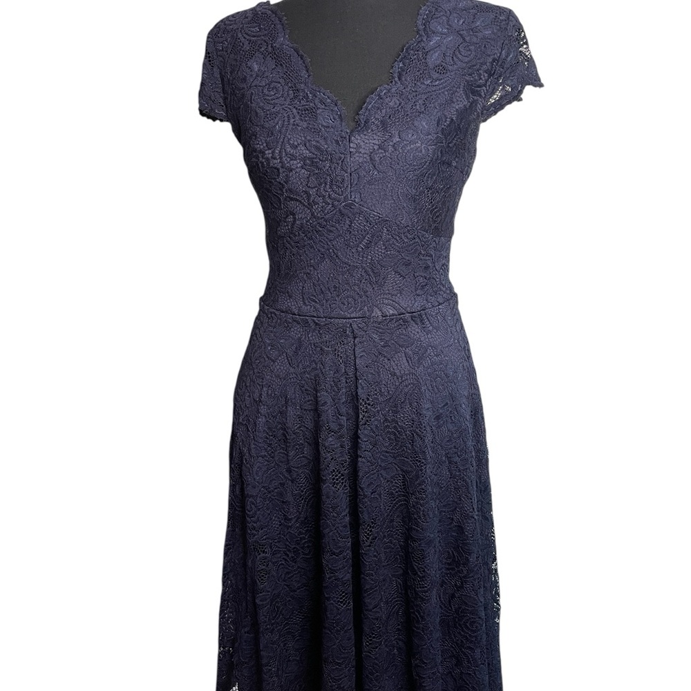 Aonour Woman’s Elegant Navy Lace Cap Sleeve Dress